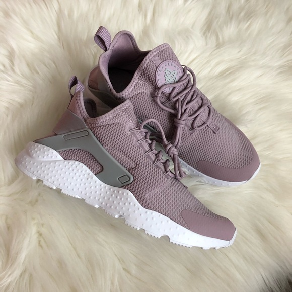 nike air huarache run ultra rose nike air huarache run ultra rose